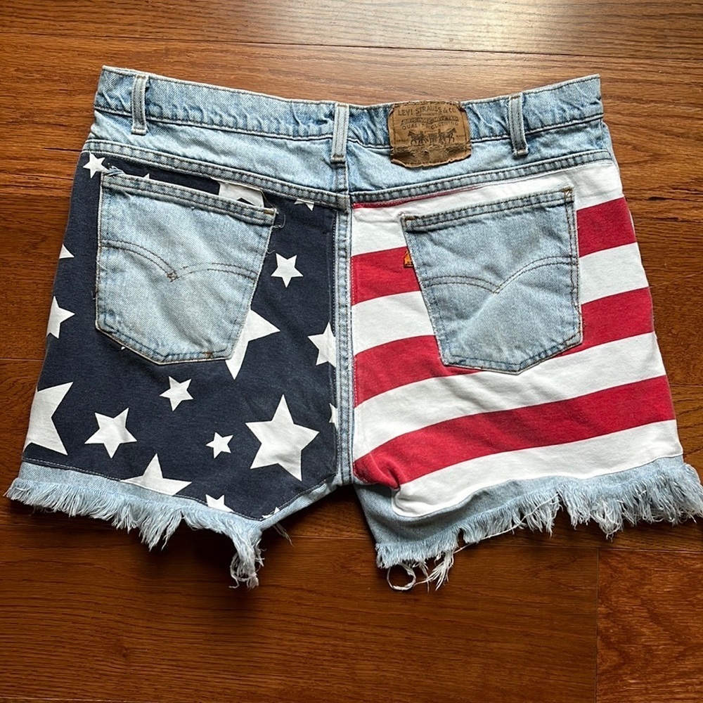 Vintage Levi’s Orange Tab American Flag Raw Hem Distressed Denim cut off Jeans